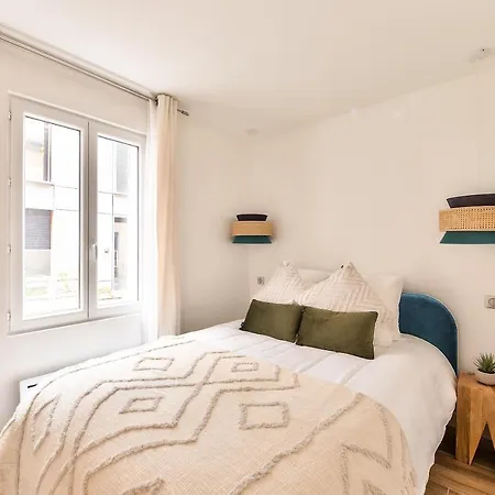 Superb And Cosy 2br In The Heart Of ! 3p *