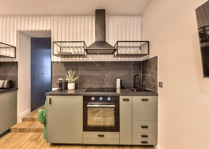 Apartament Superb And Cosy 2br In The Heart Of ! 3p